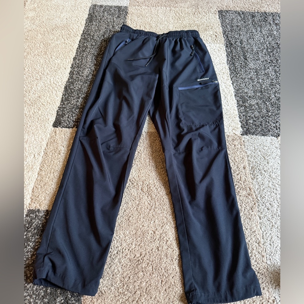 Mocoly Women’s Black Hiking Outdoor Jogger Pants- Medium